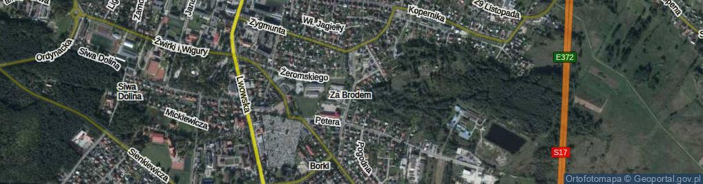 Zdjęcie satelitarne Obrońców Westerplatte ul.